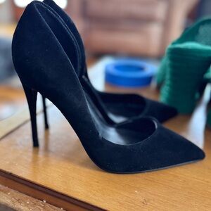 Never Worn - Aqua by Bloomingdales - Dion - Black Suede Heels - Size 6.5